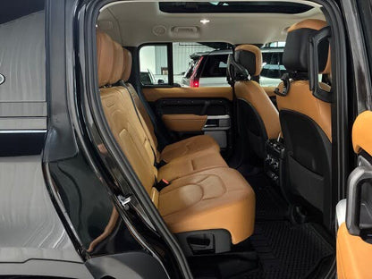 2024 Land Rover Defender 130 P300 S AWD