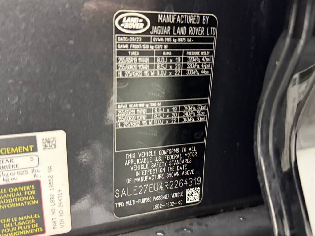 2024 Land Rover Defender 110 P400 X-Dynamic SE AWD