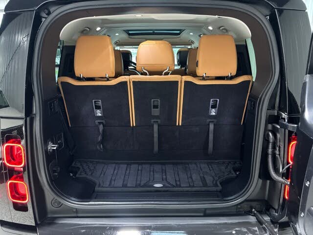 2024 Land Rover Defender 130 P300 S AWD