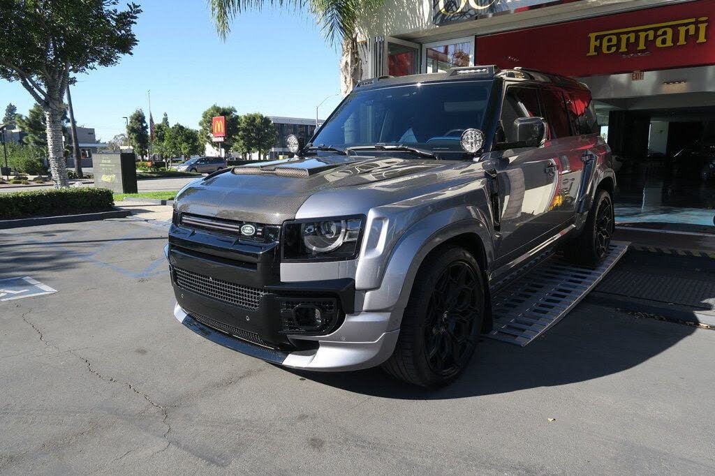 2024 Land Rover Defender 110 P400 X-Dynamic SE AWD