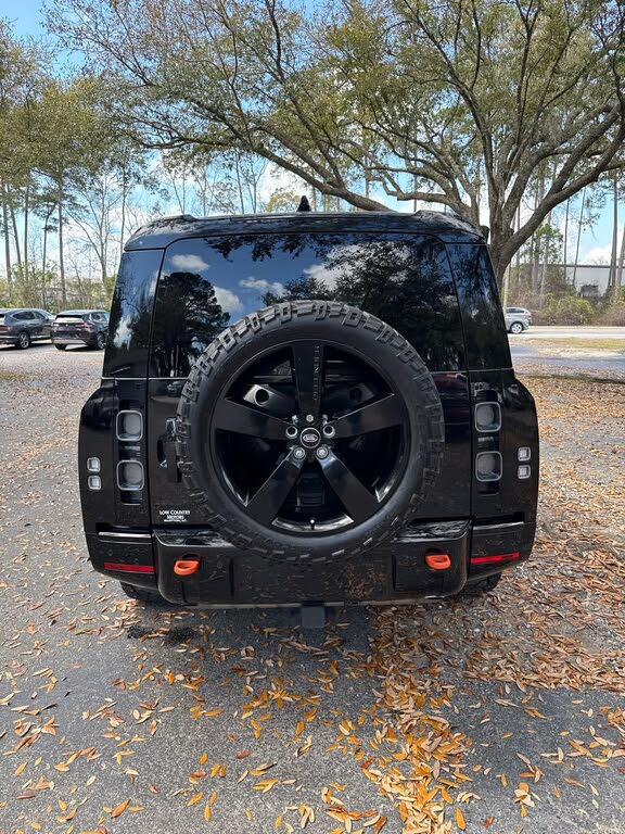 2024 Land Rover Defender 130 P400 X AWD