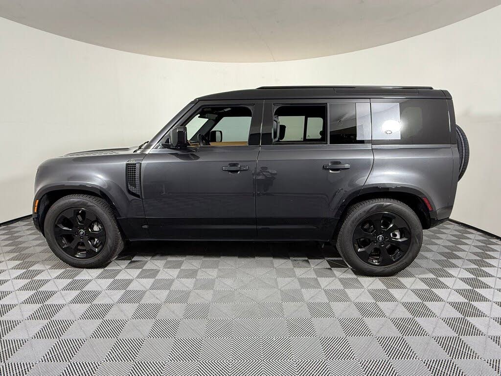 2024 Land Rover Defender 110 P400 X-Dynamic SE AWD