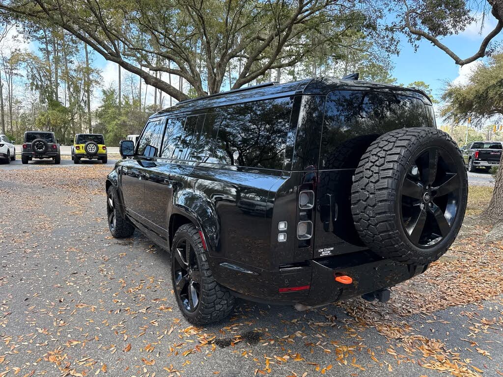 2024 Land Rover Defender 130 P400 X AWD