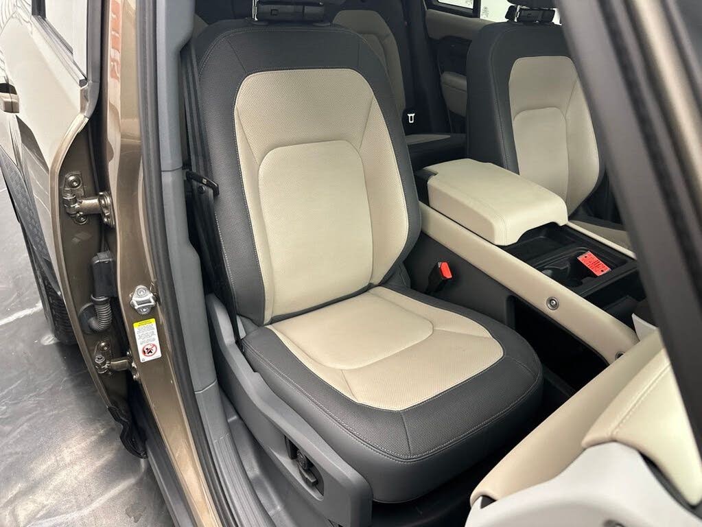 2024 Land Rover Defender 110 P400 X-Dynamic SE AWD