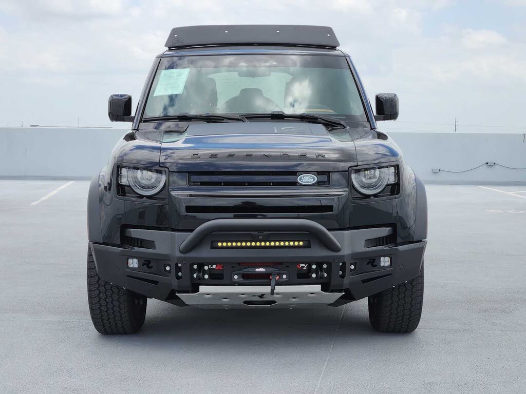 2024 Land Rover Defender 110 V8 P525 AWD