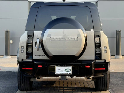 2024 Land Rover Defender 130 P400 X AWD
