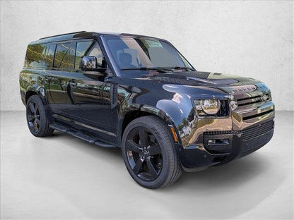2024 Land Rover Defender 130 P400 X-Dynamic SE AWD