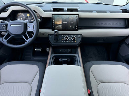 2024 Land Rover Defender 130 P400 X AWD