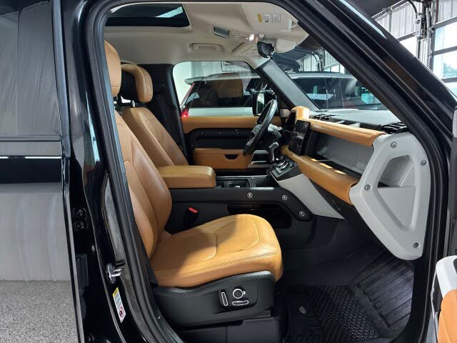 2024 Land Rover Defender 130 P300 S AWD