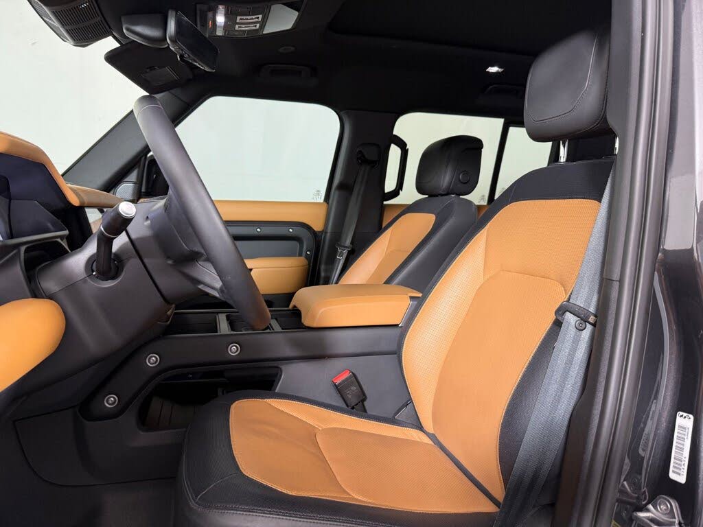 2024 Land Rover Defender 110 P400 X-Dynamic SE AWD