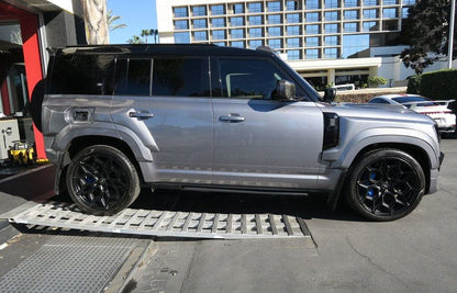 2024 Land Rover Defender 110 P400 X-Dynamic SE AWD