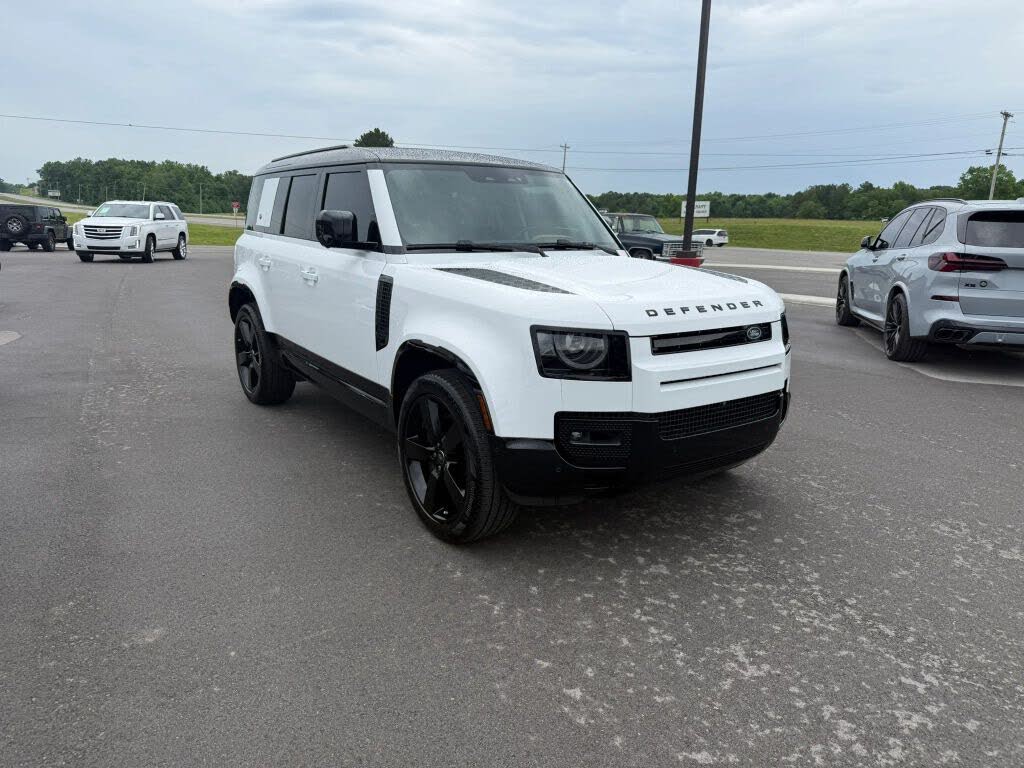 2024 Land Rover Defender 110 P400 X-Dynamic SE AWD