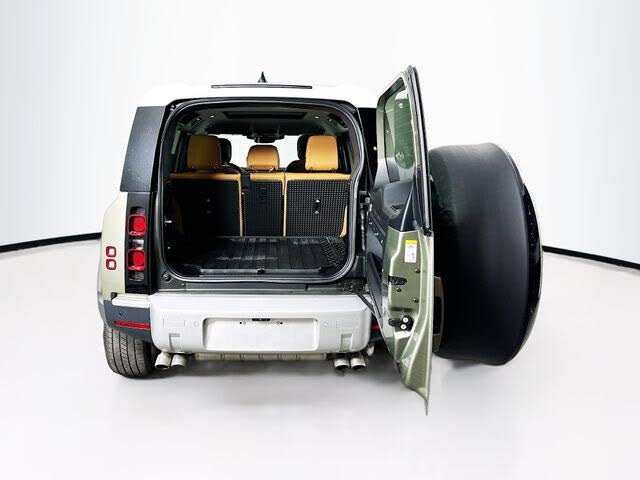 2024 Land Rover Defender 110 V8 P500 SE AWD