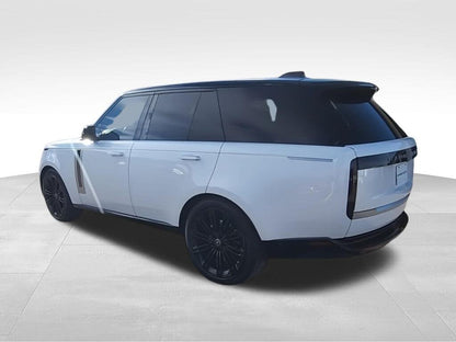 2024 Land Rover Range Rover P615 SV AWD