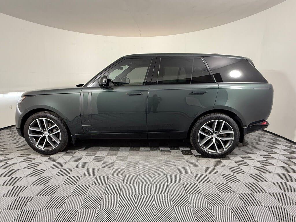 2024 Land Rover Range Rover P400 SE AWD