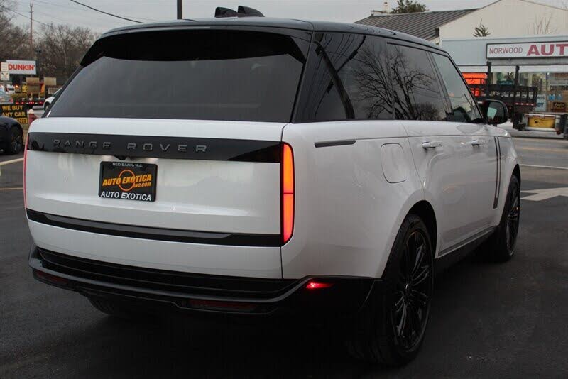 2024 Land Rover Range Rover P400 SE AWD