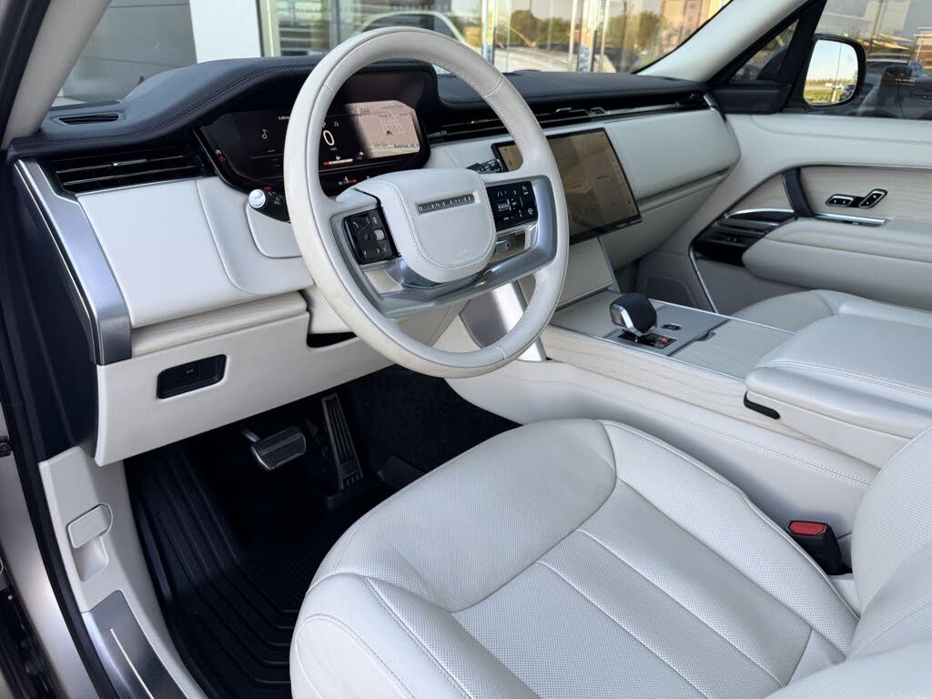 2024 Land Rover Range Rover P400 SE AWD