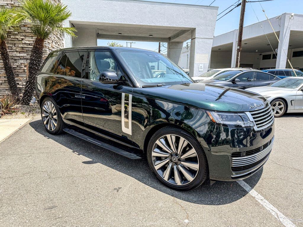 2024 Land Rover Range Rover P615 SV AWD