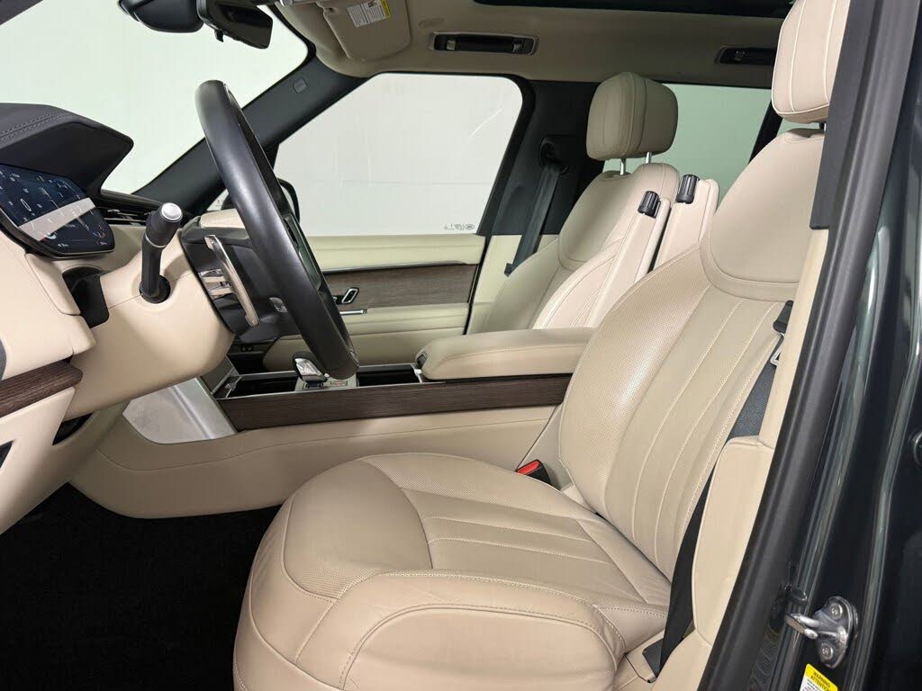 2024 Land Rover Range Rover P400 SE AWD