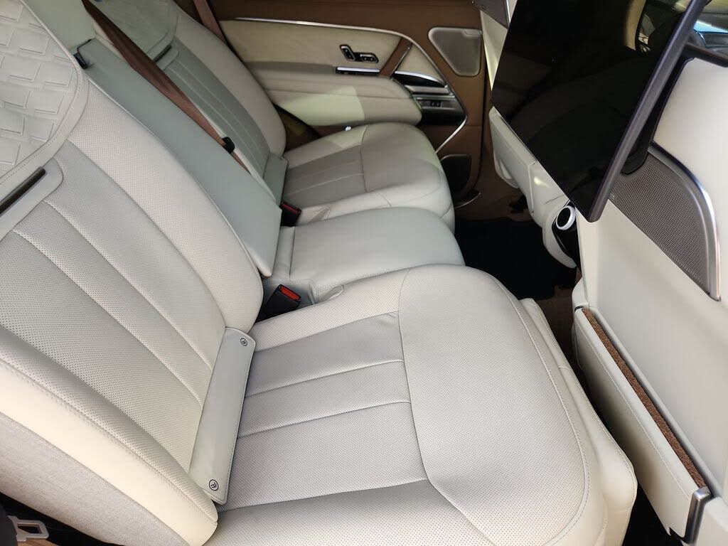 2024 Land Rover Range Rover P615 SV AWD