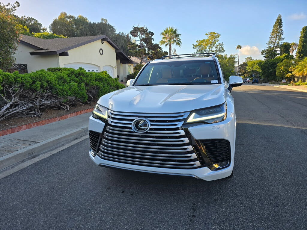 2024 Lexus LX 600 Premium AWD