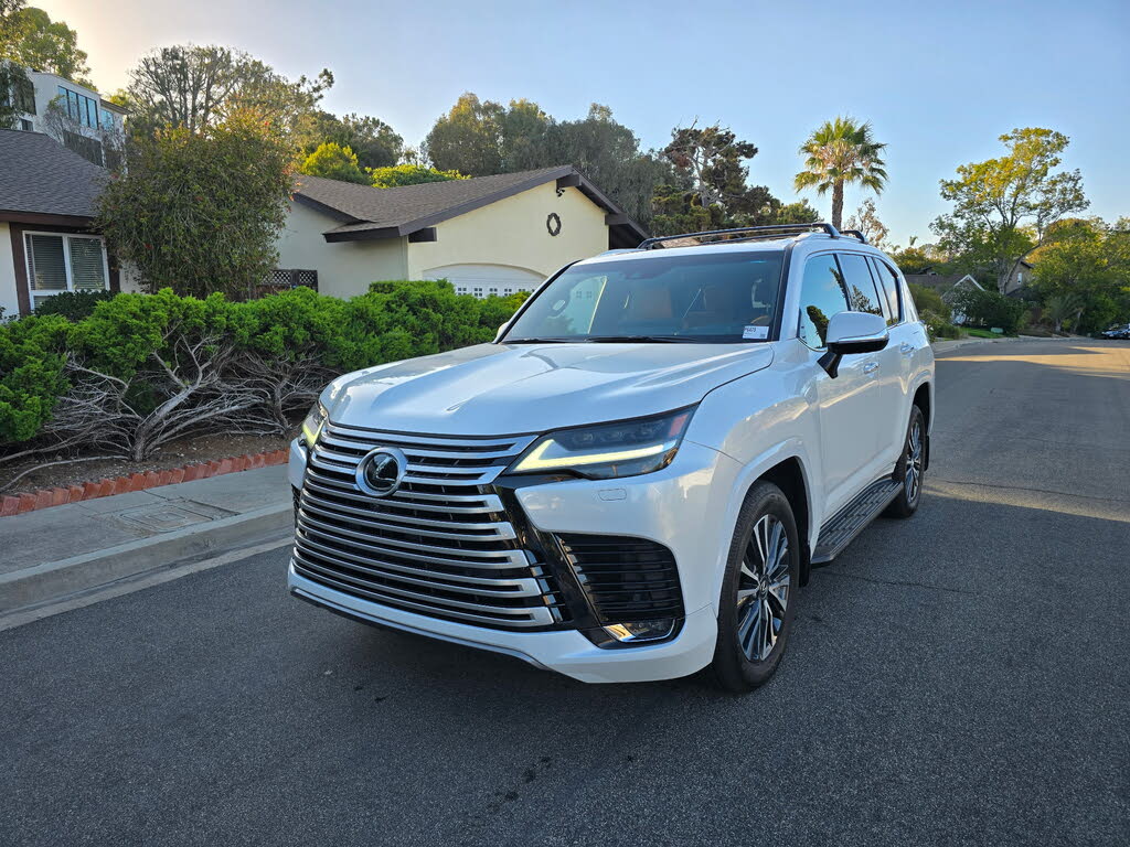 2024 Lexus LX 600 Premium AWD