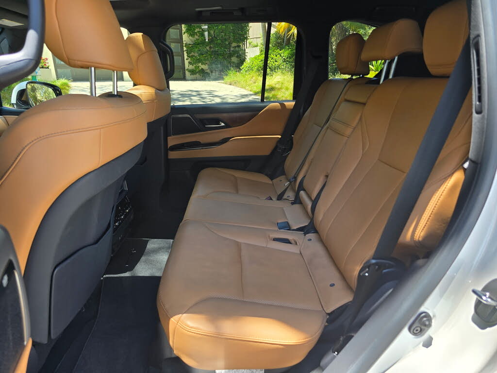 2024 Lexus LX 600 Premium AWD