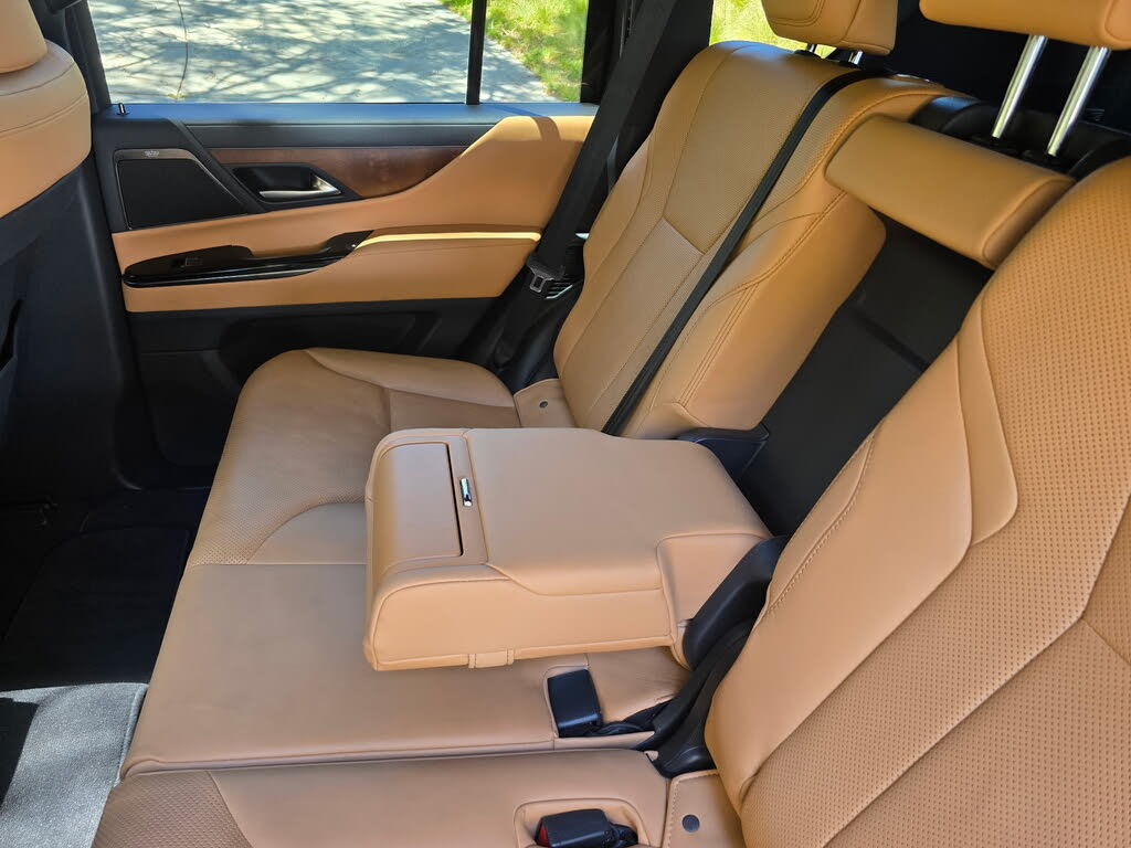 2024 Lexus LX 600 Premium AWD