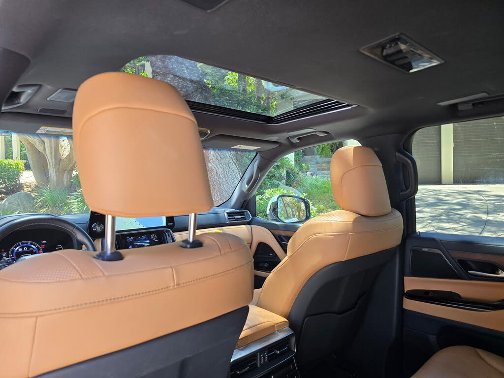 2024 Lexus LX 600 Premium AWD