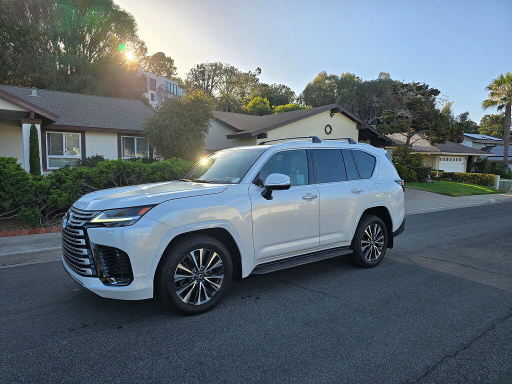 2024 Lexus LX 600 Premium AWD