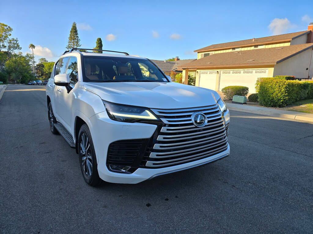 2024 Lexus LX 600 Premium AWD