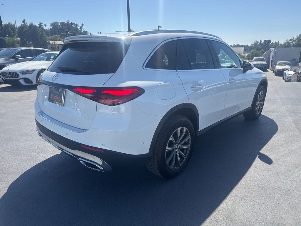 2024 Mercedes-Benz GLC 300 RWD