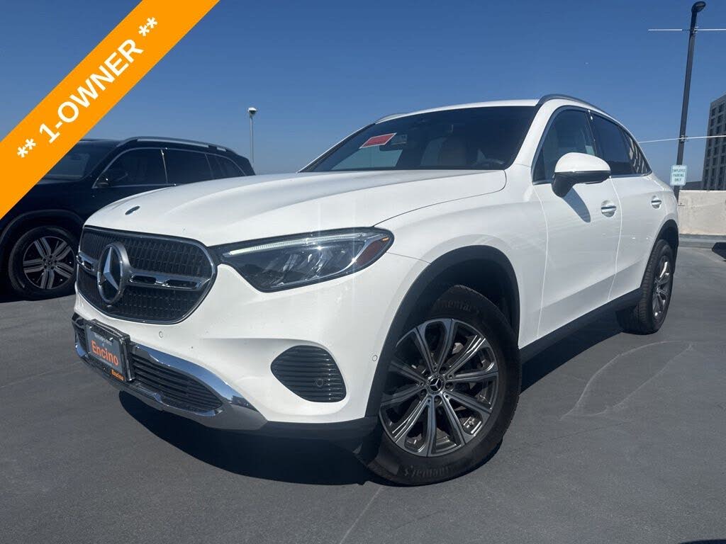 2024 Mercedes-Benz GLC 300 RWD