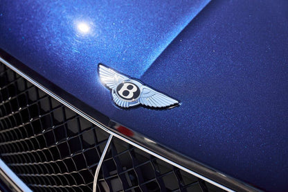 2025 Bentley Bentayga EWB V8 AWD