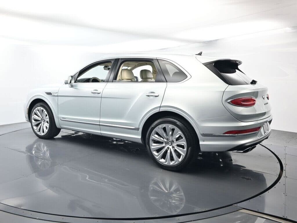 2025 Bentley Bentayga Azure V8 AWD