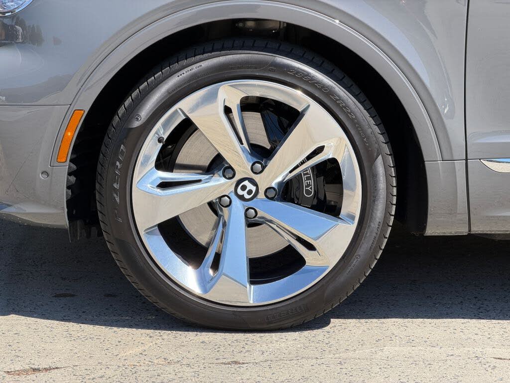 2025 Bentley Bentayga V8 AWD