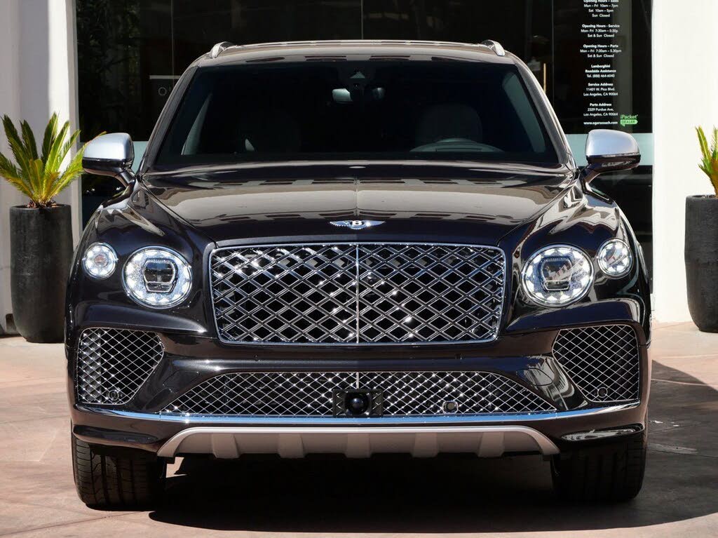 2025 Bentley Bentayga EWB Mulliner V8 AWD