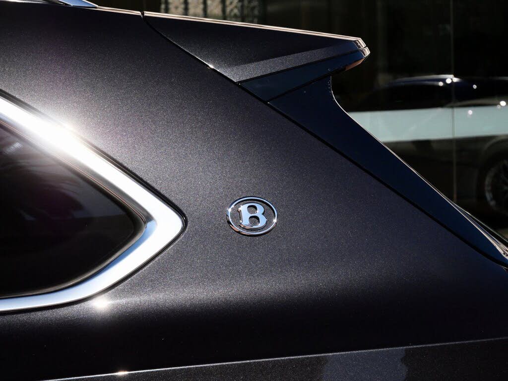 2025 Bentley Bentayga EWB Mulliner V8 AWD