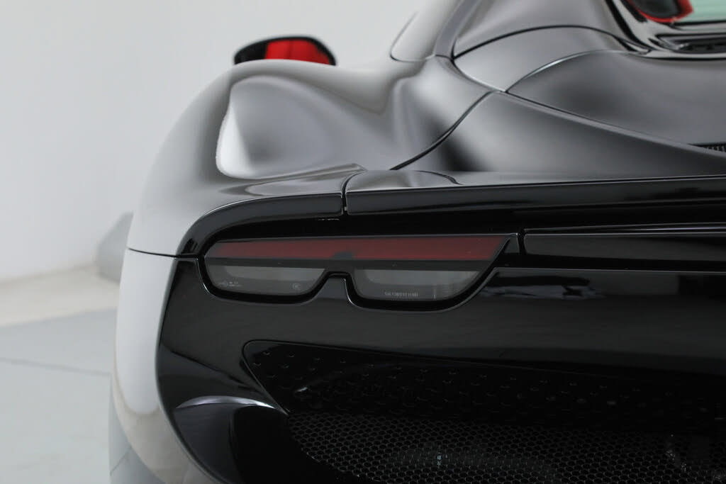 2025 Ferrari 296 GTS RWD