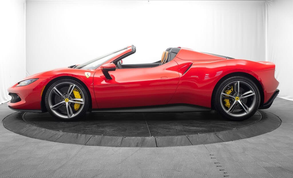 2025 Ferrari 296 GTS RWD