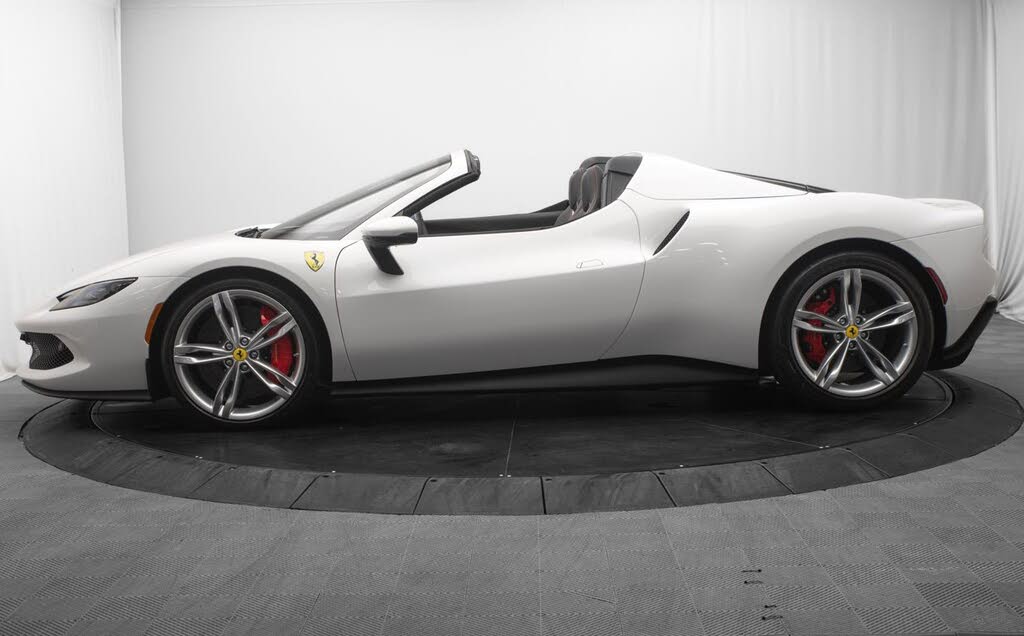 2025 Ferrari 296 GTS RWD
