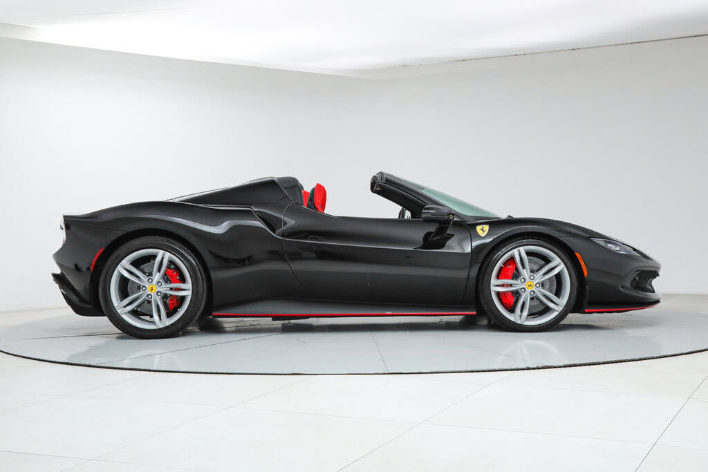 2025 Ferrari 296 GTS RWD