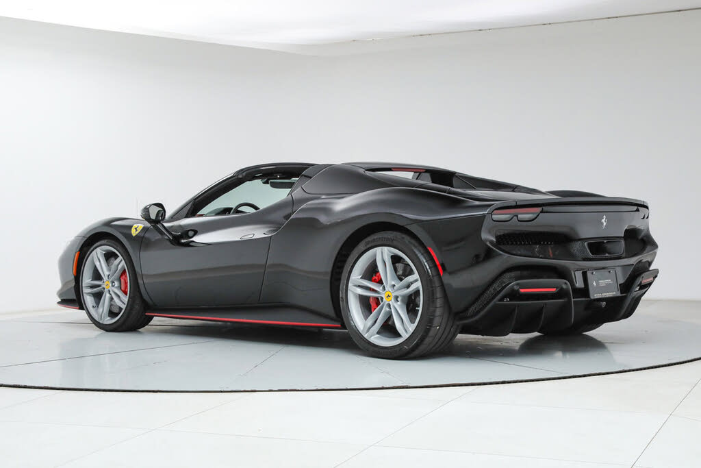 2025 Ferrari 296 GTS RWD