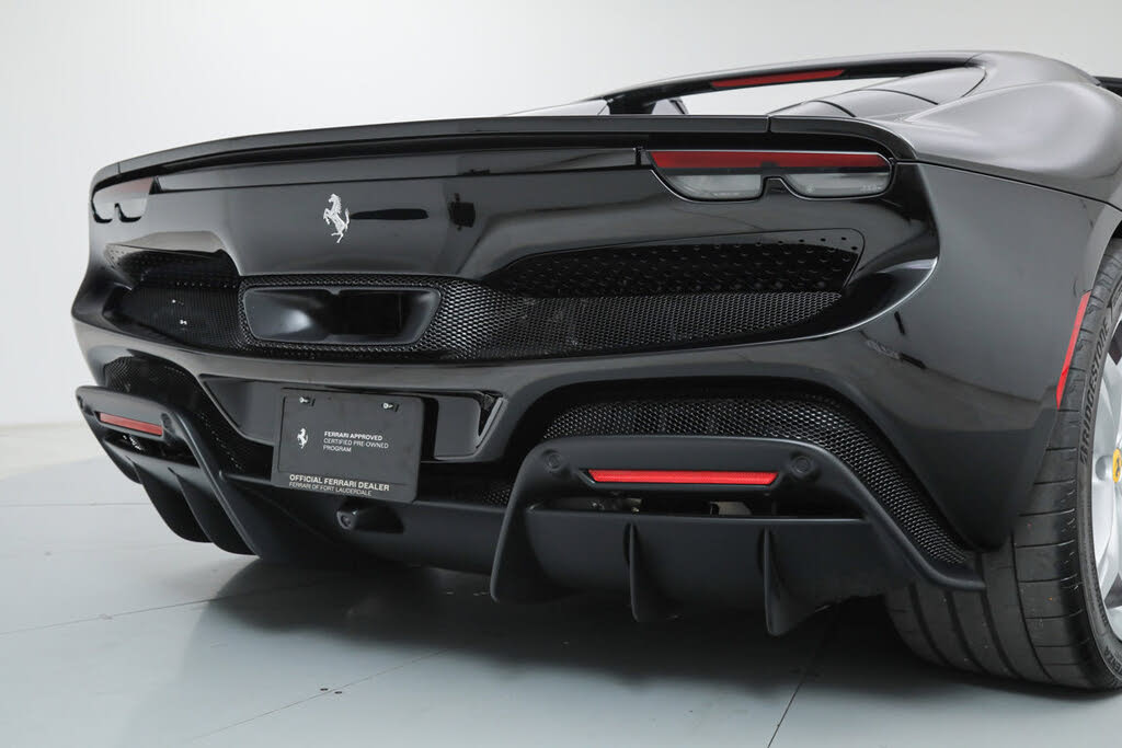 2025 Ferrari 296 GTS RWD