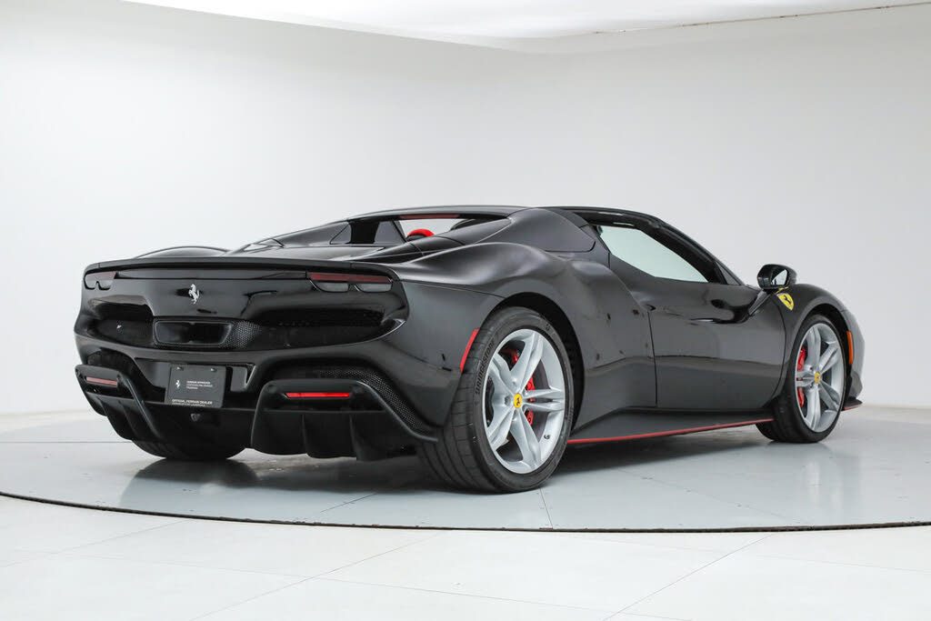 2025 Ferrari 296 GTS RWD