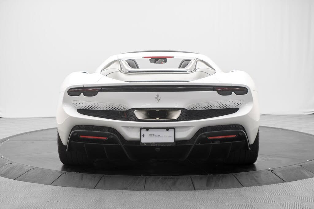 2025 Ferrari 296 GTS RWD
