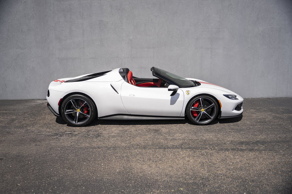 2025 Ferrari 296 GTS RWD