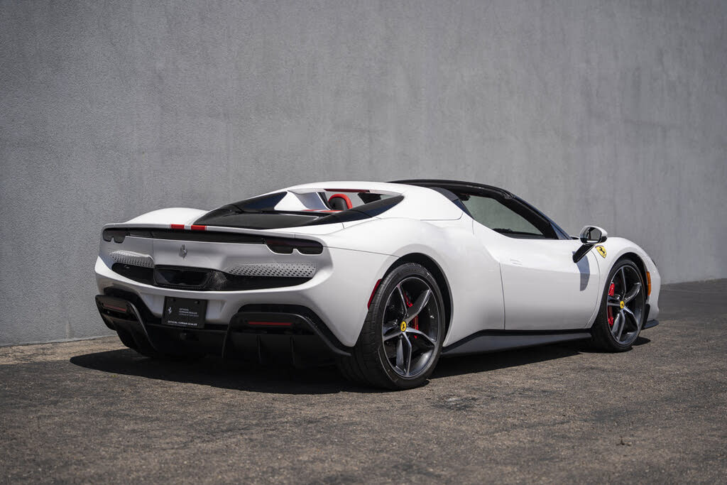 2025 Ferrari 296 GTS RWD
