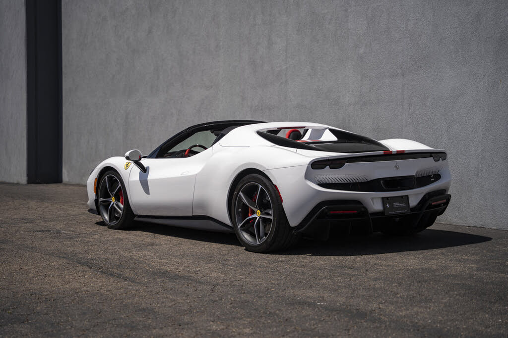 2025 Ferrari 296 GTS RWD