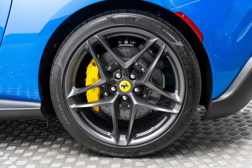 2025 Ferrari Roma Spider RWD